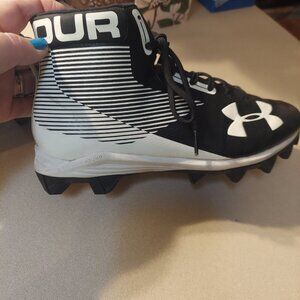 Football cleats youth